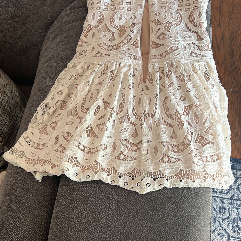 BCBG DRESS - Picture 9 of 9